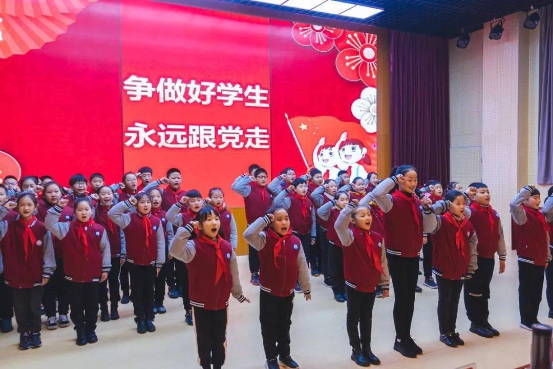 校长上门逼迫病假孩子上学？校长回应：网传不实，因关切孩子与家长发生口角